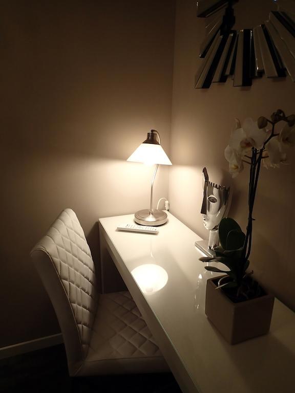 Bed and Breakfast A La Fleur D Oranger - Lille La Madeleine La Madeleine  Pokój zdjęcie